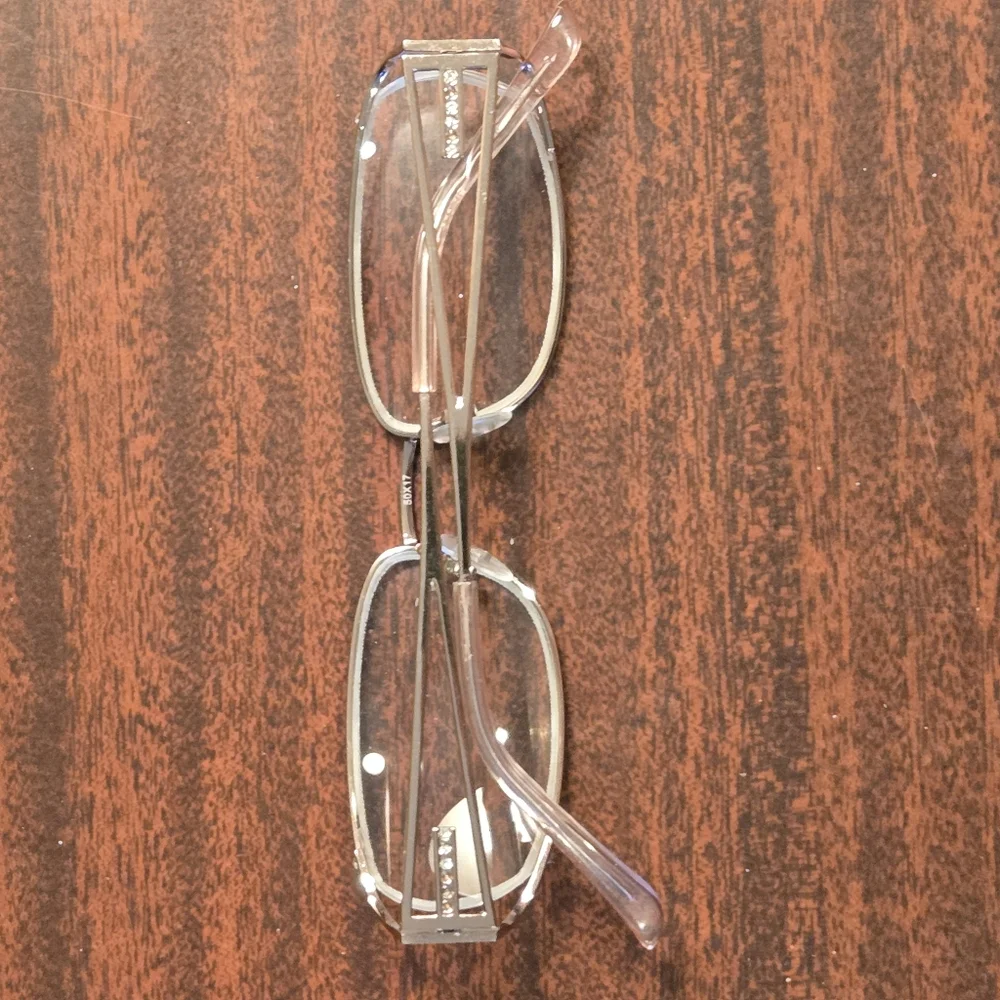 Stylish Rose Gold Eyeglass Frames – 50-17-130 – Decorative – Used
